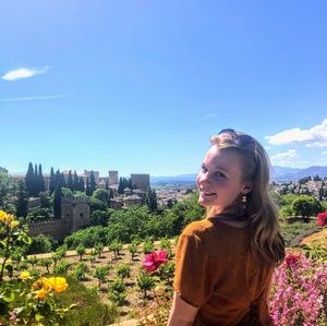 Meet your Posher, Kayla